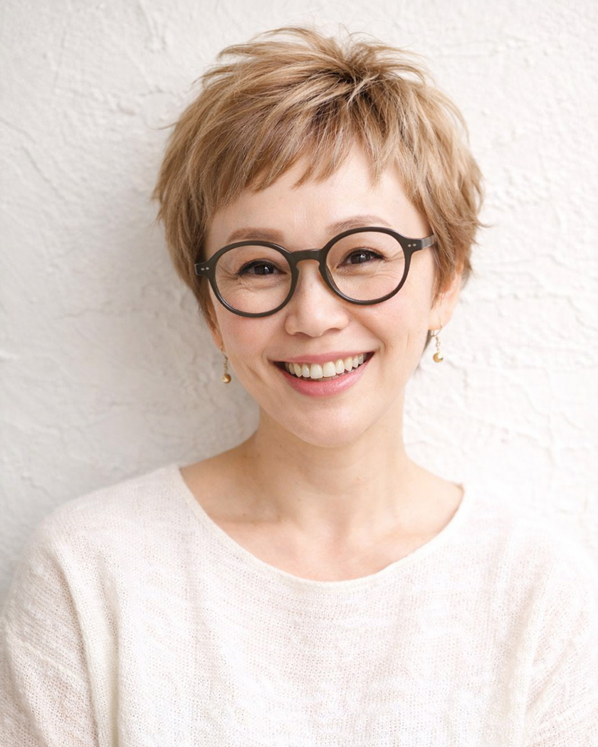 Type4 まばら白髪や増える白髪対策..ブリーチハイライトで白髪ぼかし ヘアスタイル 5